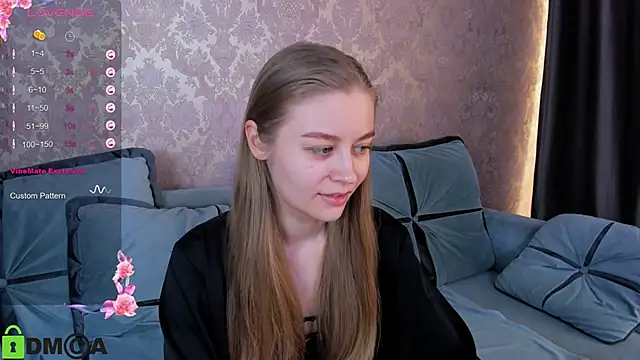 Polumna cute online show from 03-18-25, 12:17