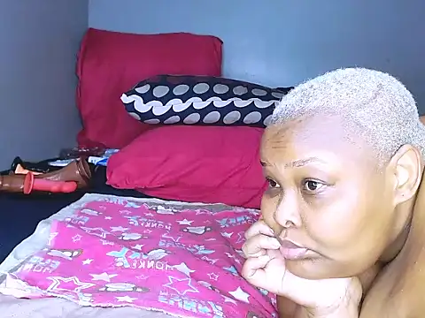 fatafricanqueen online show from 01-08-26, 06:30