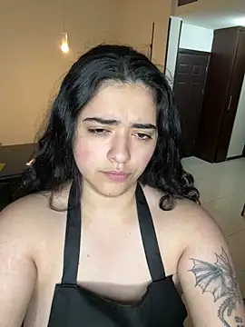 Ales Kitten online show from 12-16-25, 02:16