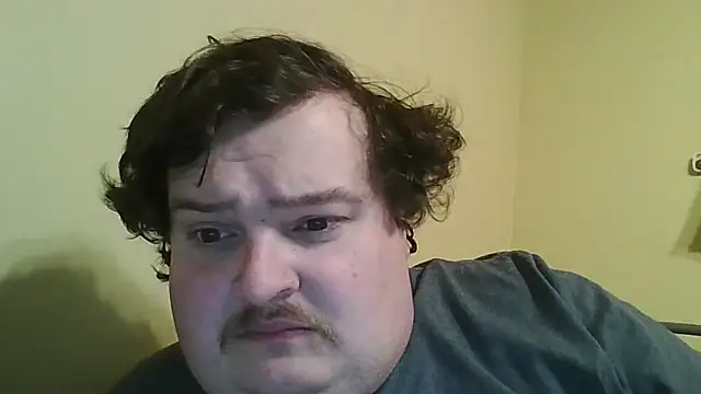 YelpedAverting online show from 12-17-25, 12:59