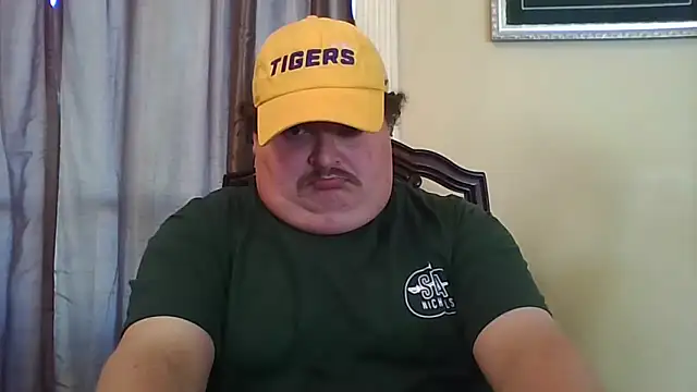 YelpedAverting online show from 11-08-25, 08:45