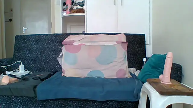 Snapshot of Cookie__dough chatting on 02-27-26, 07:08 Cookie dough online show from 02-27-26, 07:08