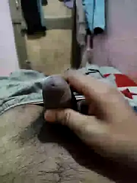 Snapshot of PlayBoy0299 chatting on 02-02-25, 04:37 PlayBoy0299 online show from 02-02-25, 04:37