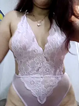 ZUCAAT online show from 04-26-26, 04:32