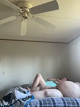 Snapshot of Plowboi99 chatting on 03-10-26, 08:46 Plowboi99 online show from 03-10-26, 08:46