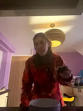 Lwhite1 online show from 01-08-26, 04:35