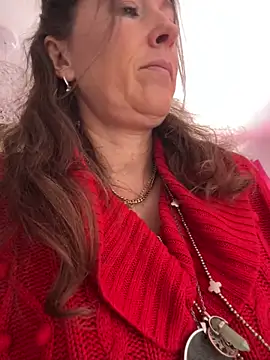 Lwhite1 online show from 04-15-26, 03:38