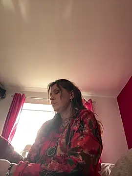 Lwhite1 online show from 04-04-26, 02:23