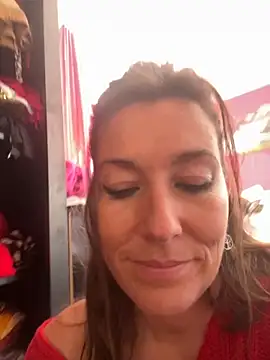 Lwhite1 online show from 09-30-25, 03:51