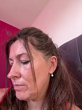 Lwhite1 online show from 03-18-26, 04:30