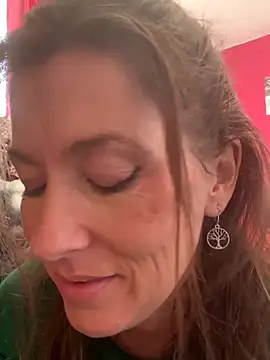 Lwhite1 online show from 10-24-25, 03:44