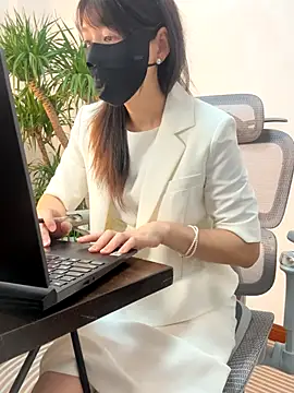 Annabody online show from 09-23-25, 07:37