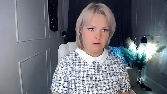 Juarnea online show from 09-25-25, 09:48