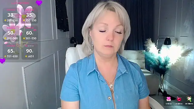 Juarnea online show from 09-30-25, 07:42