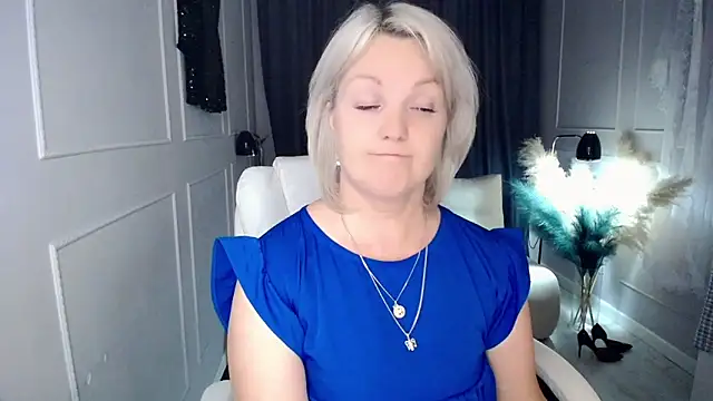 Juarnea online show from 11-27-25, 10:10