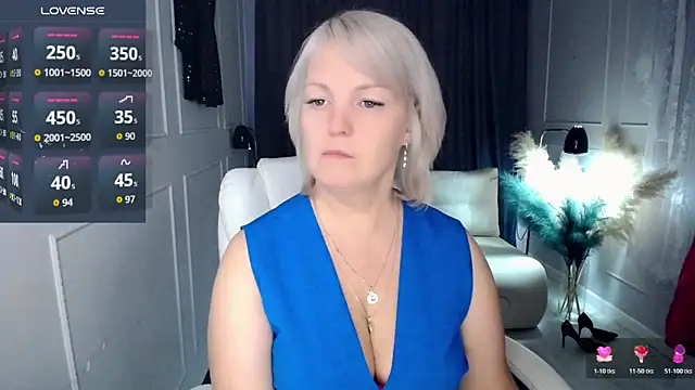 Juarnea online show from 11-20-25, 07:42