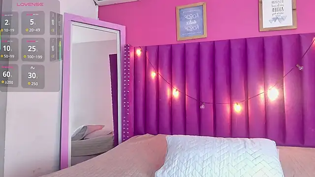 littleebonny online show from 10-22-25, 12:59