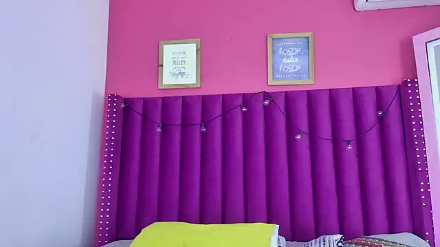 littleebonny online show from 02-01-26, 08:07