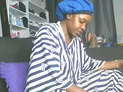 sweet bigclit online show from 10-08-25, 05:31