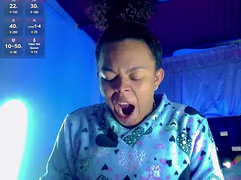 KayleighDreams  online show from 10-15-25, 06:54