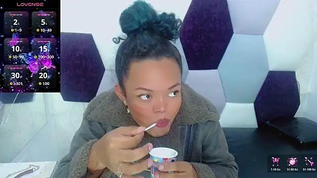 KayleighDreams  online show from 02-21-26, 01:40