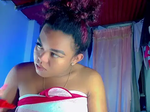 KayleighDreams  online show from 09-26-25, 03:24