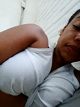 Snapshot of isabellehaynes chatting on 11-13-25, 04:33 isabellehaynes online show from 11-13-25, 04:33