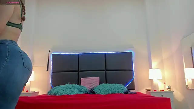 Aslhyn Gomez online show from 10-08-25, 05:35