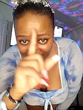 CocoBootyyy online show from 11-26-25, 05:07