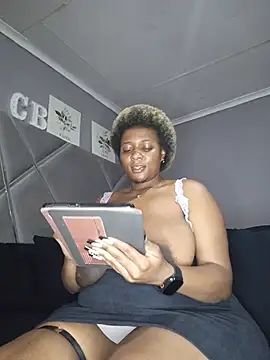 Snapshot of CocoBootyyy chatting on 07-02-26, 03:23 CocoBootyyy online show from 07-02-26, 03:23