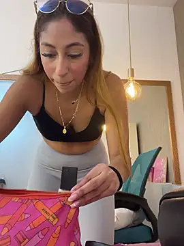 emily parkerr online show from 03-13-26, 02:22