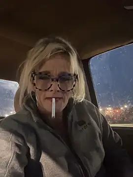 Snapshot of vixendoll87 chatting on 02-23-26, 11:49 vixendoll87 online show from 02-23-26, 11:49