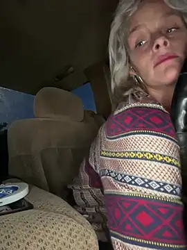 Snapshot of vixendoll87 chatting on 01-07-26, 11:10 vixendoll87 online show from 01-07-26, 11:10