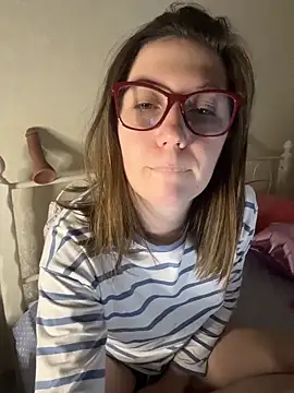 BeatriceTender online show from 02-10-26, 07:46