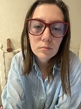 BeatriceTender online show from 03-05-26, 06:59