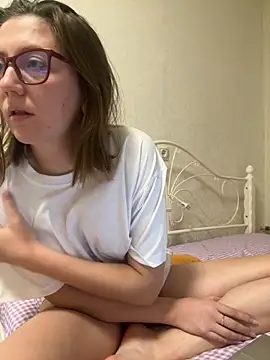 BeatriceTender online show from 11-07-25, 06:34