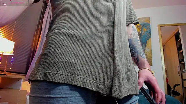 Snapshot of liam_oficial02 chatting on 02-27-26, 03:07 liam oficial02 online show from 02-27-26, 03:07