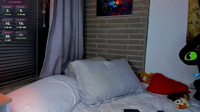 Snapshot of liam_oficial02 chatting on 05-28-26, 02:19 liam oficial02 online show from 05-28-26, 02:19
