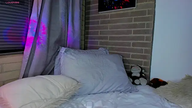 liam oficial02 online show from 04-22-26, 03:24