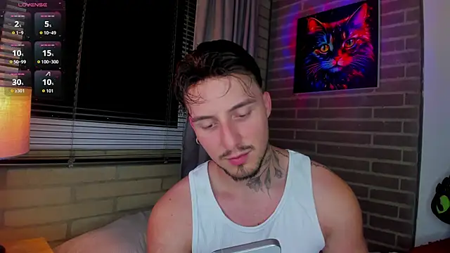 Snapshot of liam_oficial02 chatting on 07-19-26, 02:20 liam oficial02 online show from 07-19-26, 02:20