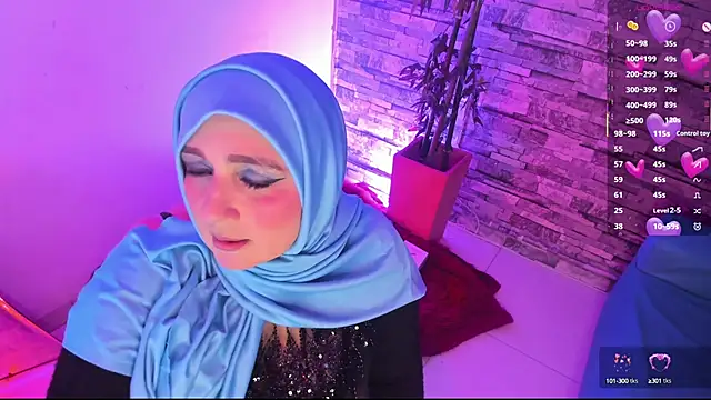 HijabiMilf online show from 09-18-25, 01:47