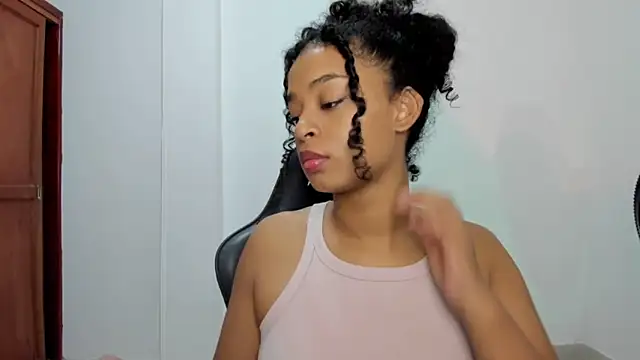 avellanatammy online show from 10-28-25, 03:29