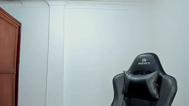 avellanatammy online show from 11-25-25, 01:17