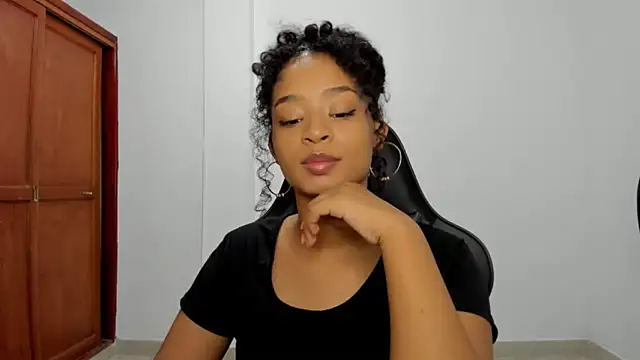 avellanatammy online show from 11-08-25, 02:48