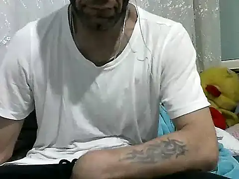 Aktorihann online show from 10-23-25, 11:47
