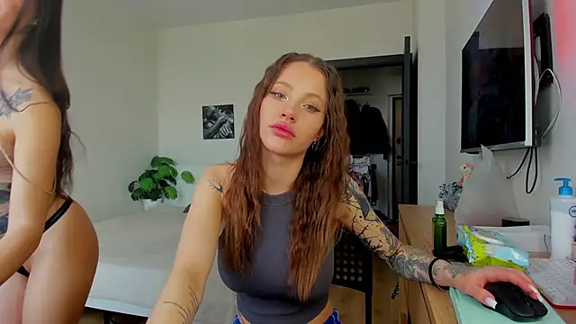 Patricia bloom online show from 04-11-26, 03:58