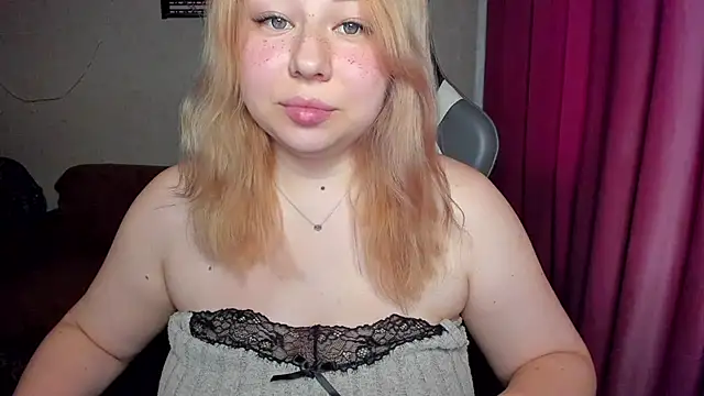 Milafoxxxy online show from 10-20-25, 10:16