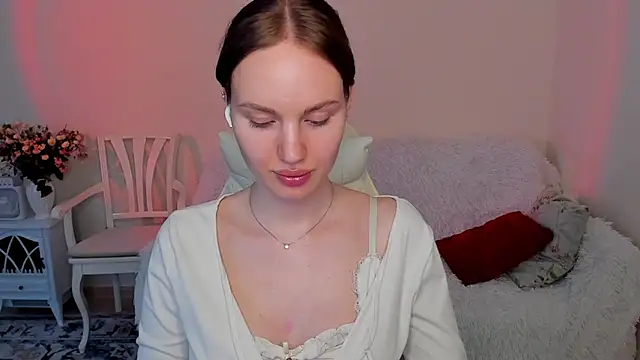 Snapshot of MishkaMe chatting on 06-11-26, 02:25 MishkaMe online show from 06-11-26, 02:25