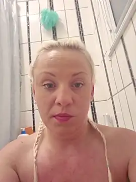 TiaDunn online show from 11-07-25, 08:30