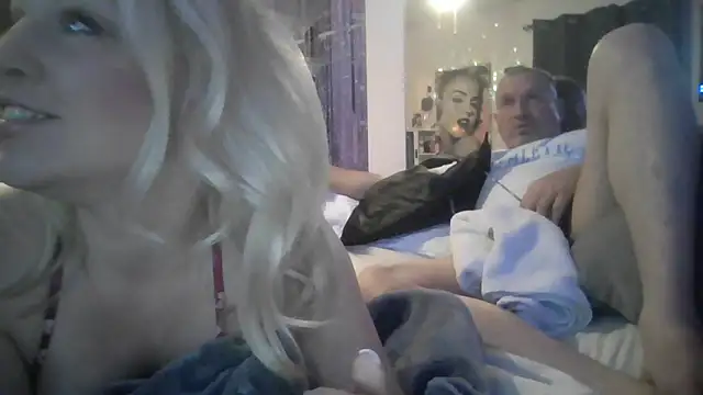 TiaDunn online show from 02-18-25, 04:37